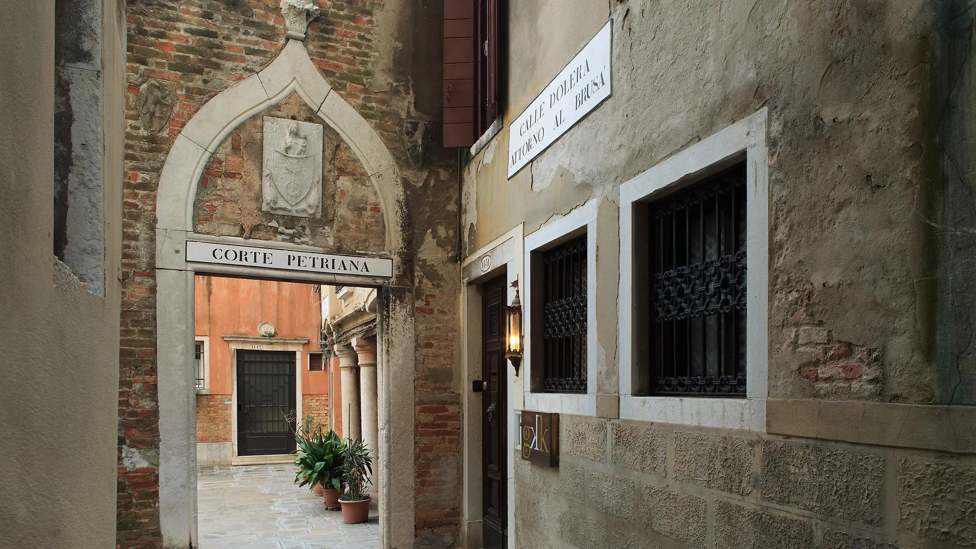 Gkk Exclusive Private Suite Venezia 3*, Venice