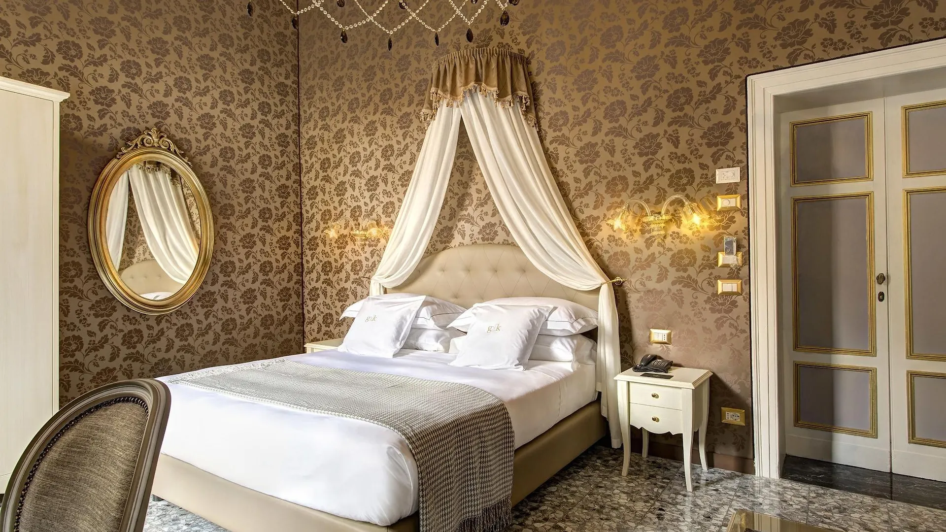 GKK Exclusive Private suite Venezia 3*,  Italia