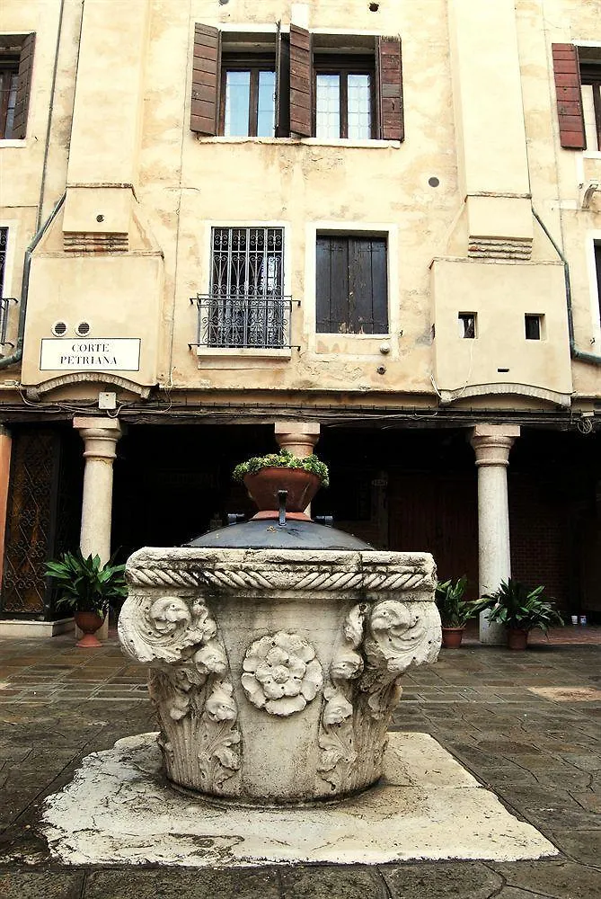 Gkk Exclusive Private Suite Venezia 3*, Veneza