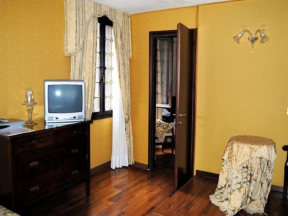 GKK Exclusive Private suite Venezia 3*,  Italia